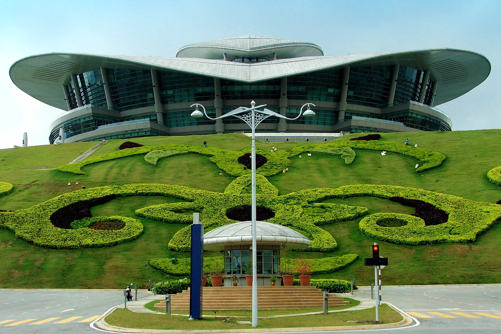Putrajaya International Convention Center. Photo: I, Badangperkasa